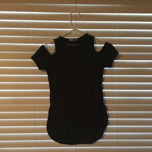 Olive Green Papaya Cold Shoulder Top Size S 🍍🥑